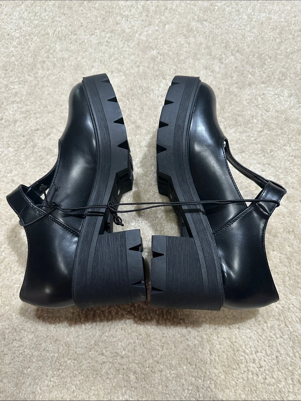 Arizona Jean Company Black Mary Jane Platform Flats with Buckle